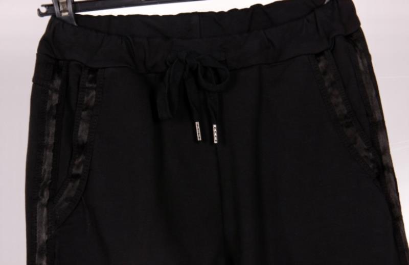 Pantalón algodón ¨smoking¨ bolsillo vestir color negro detalle
